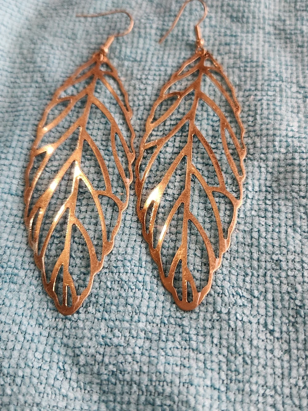 Delicate Cutout Leaf Dangle Earrings — Metallic Bronze
